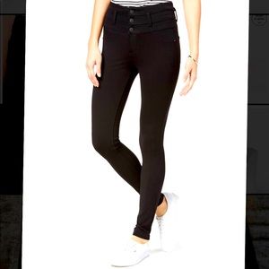 Celebrity pink skinny jeans